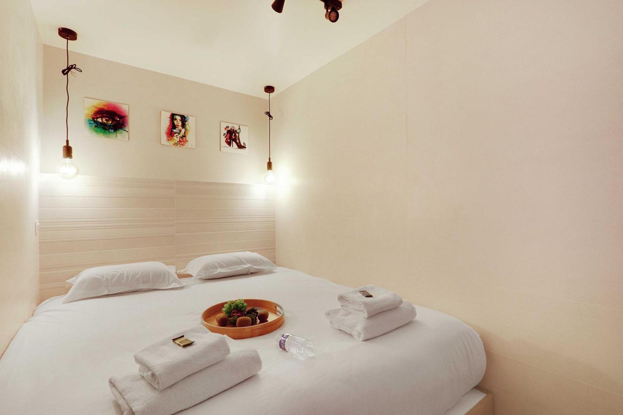 Intimate Apartment With Air Conditioner & Jacuzzi 2Br 6P Montmartre Parigi Esterno foto