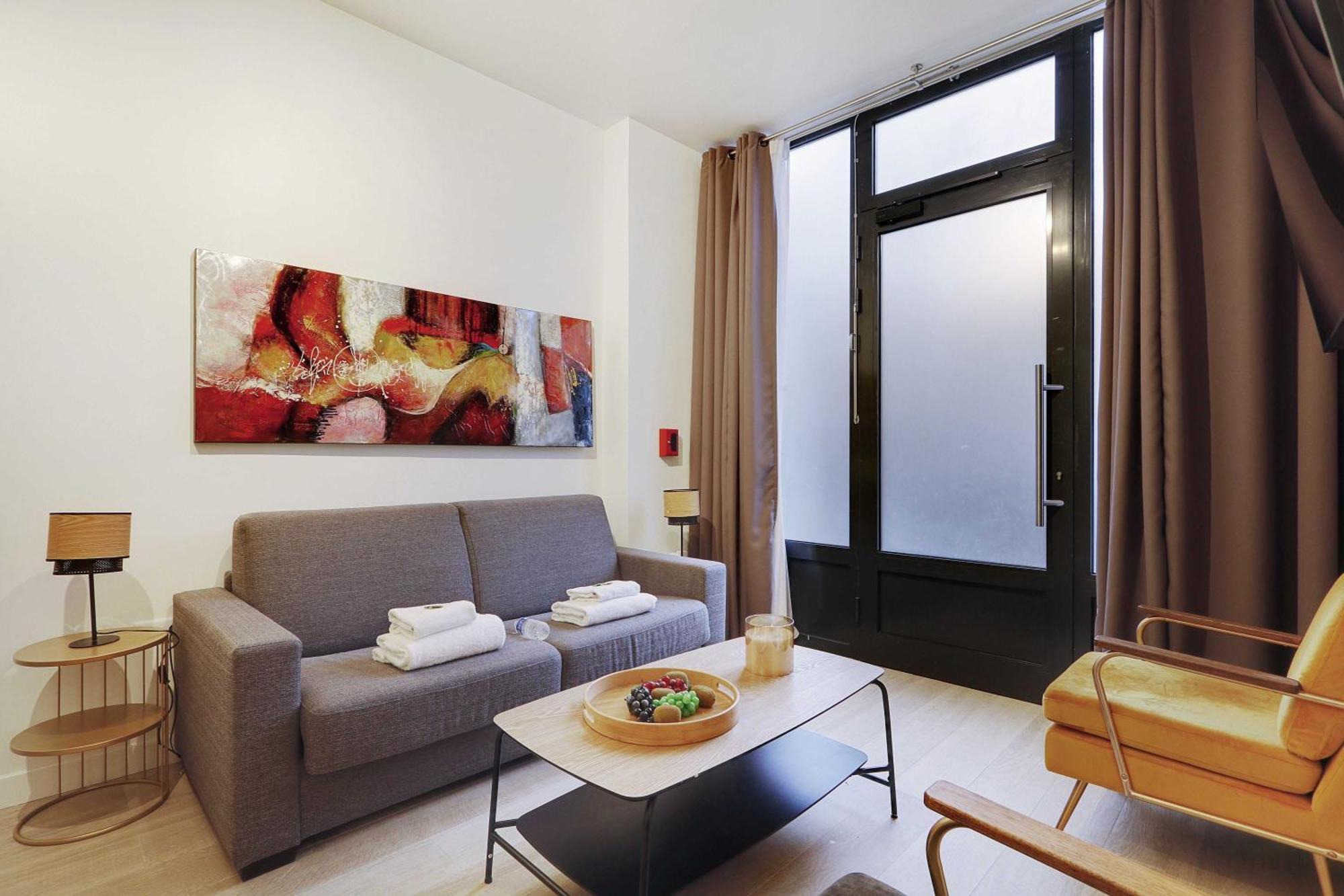 Intimate Apartment With Air Conditioner & Jacuzzi 2Br 6P Montmartre Parigi Esterno foto